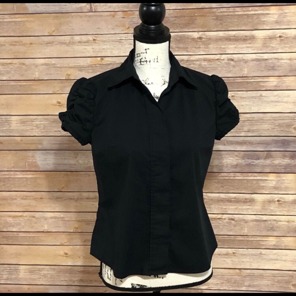 Old Navy black button down blouse